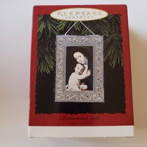 Hallmark Keepsake Ornament - 1996 Madonna And Child
